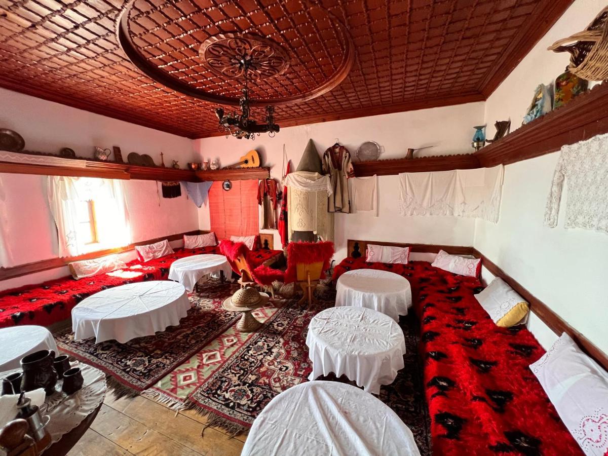 Rooms Merlika -Inside The Castle- Круя Экстерьер фото